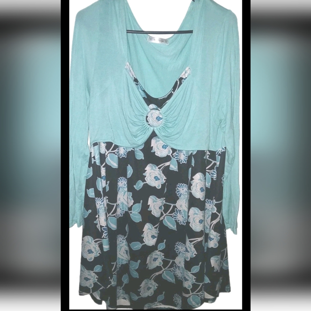 RoseGal - Women's Plus Size Blue/White/Black Floral Stretch Dress. Size 3X